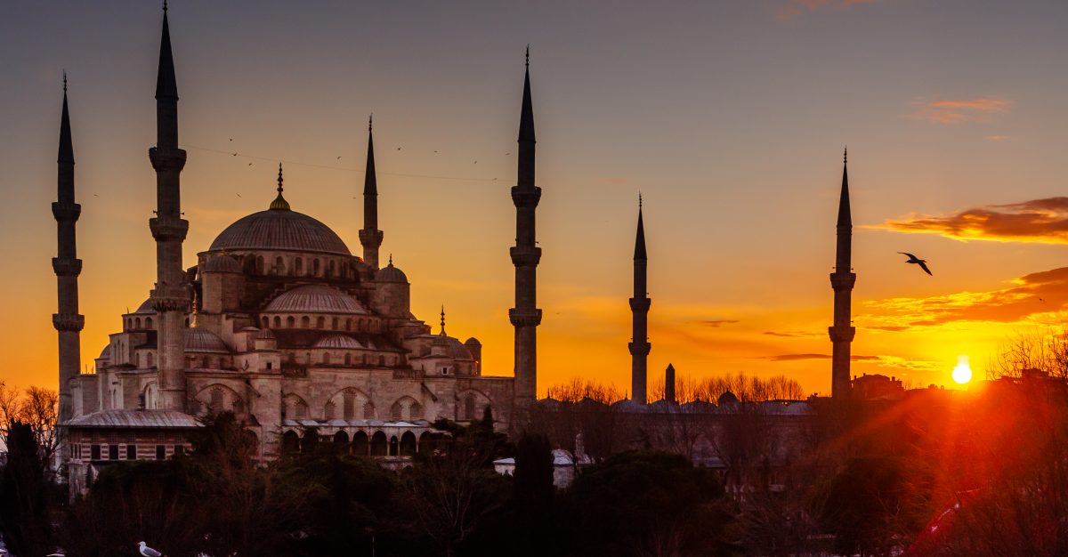 Enjoy a Magical Trip to Turkey with Dinar Tourism