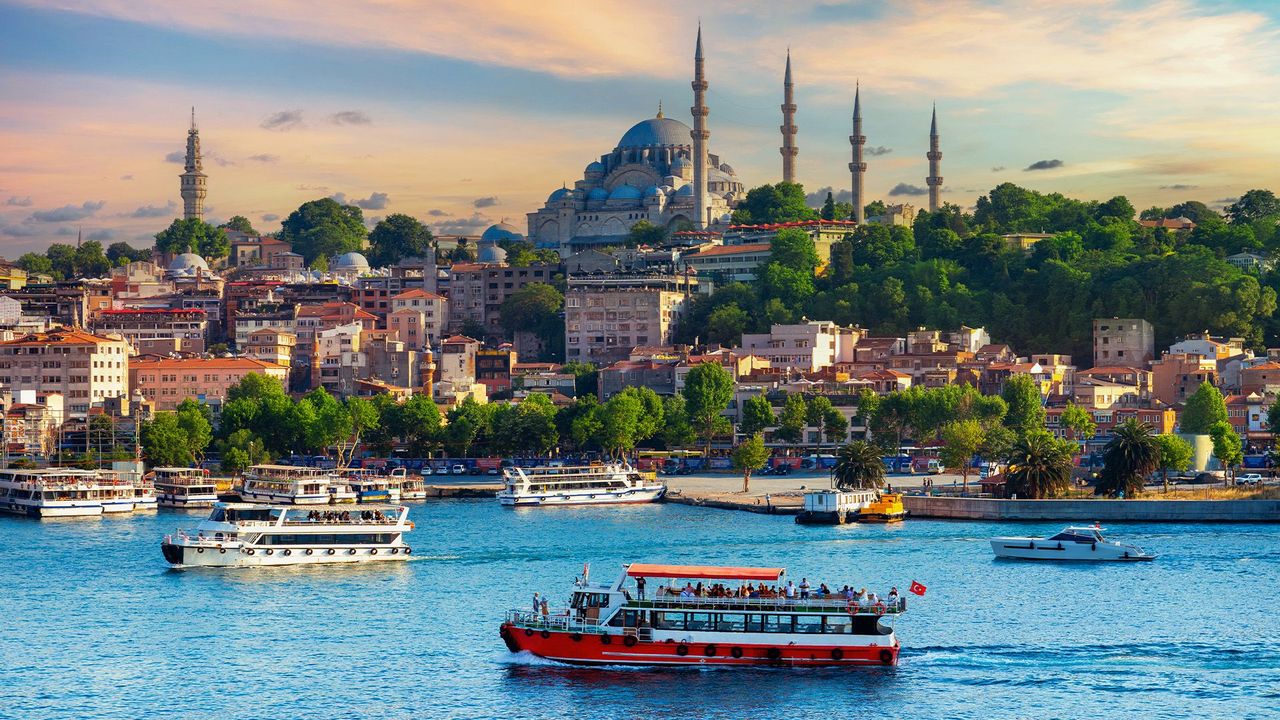 Discover the Beauty of Turkey with Dinar Tourism